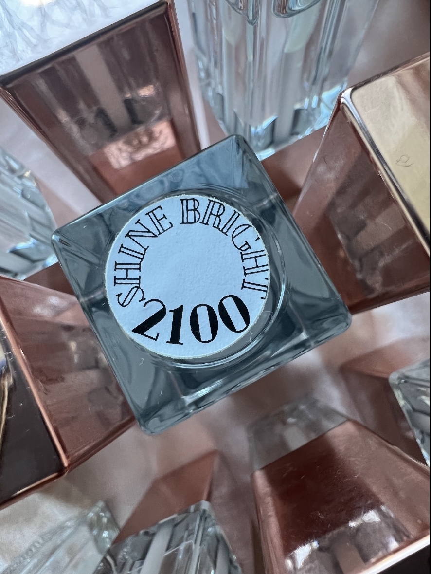 Clear Elegance  image 4